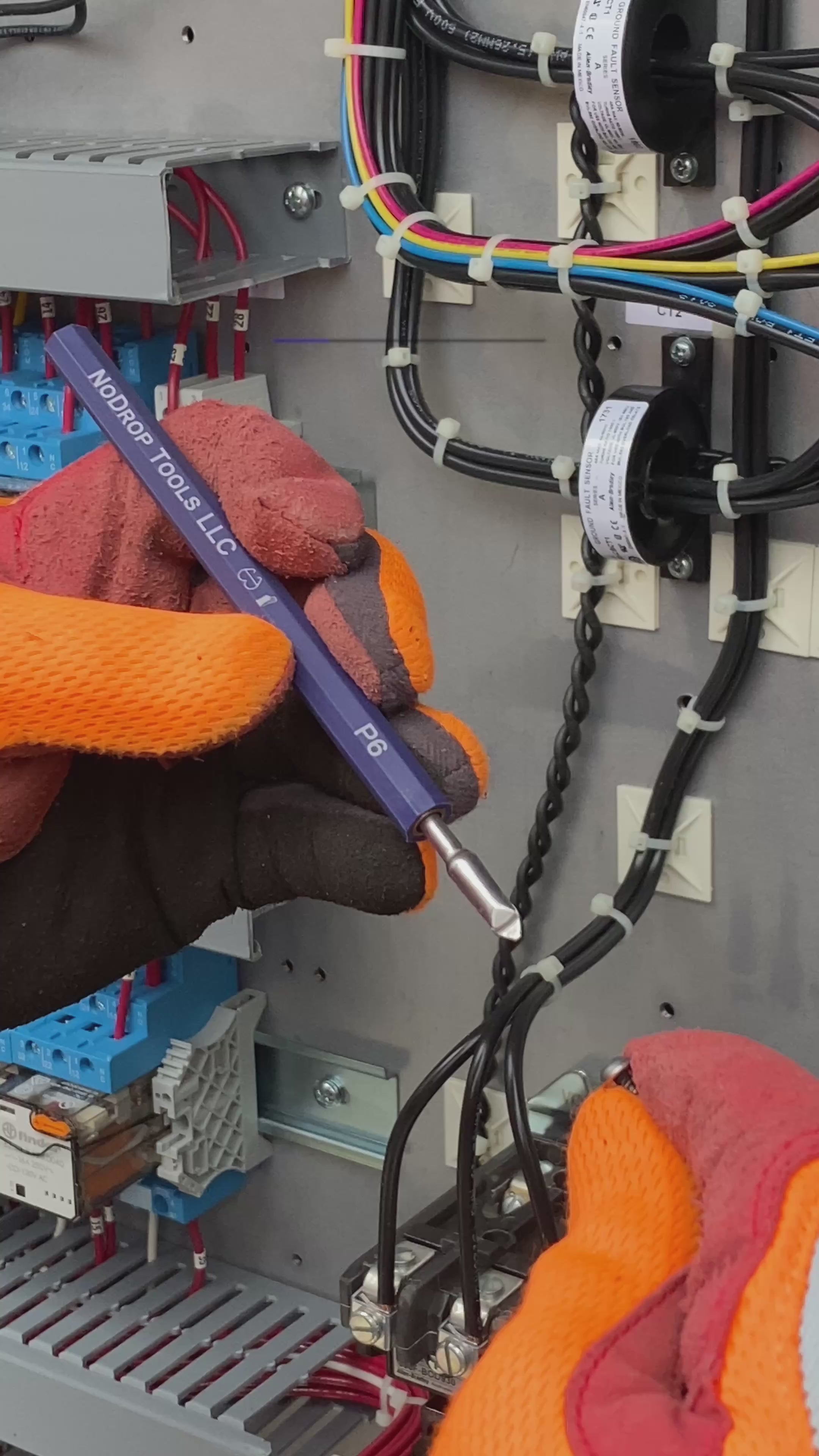 S6 - 6” Slotted Screw Holding Screwdriver